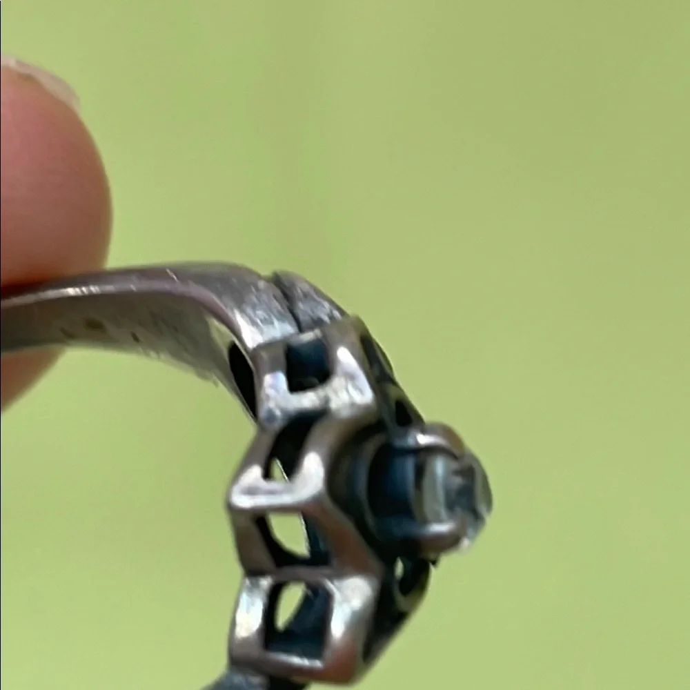 Antique Sterling Silver Swirl Ring with Cristal